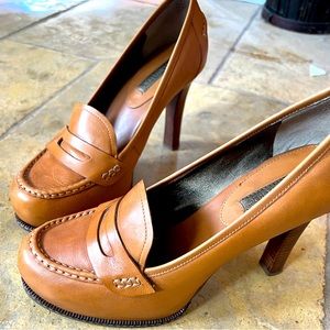 Banana Republic Platform Loafers Size 10